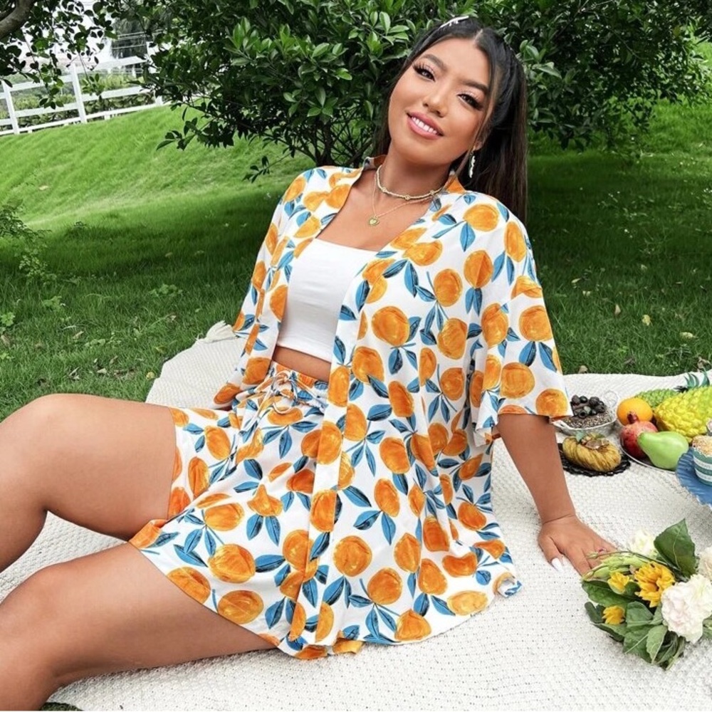 Orange drawstring shorts and kimono set